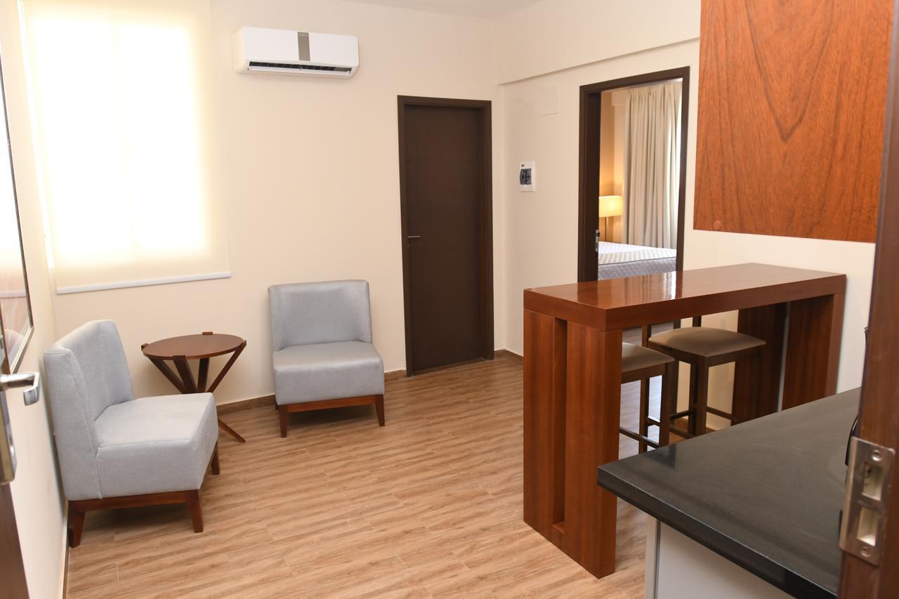 Taos Apart Hotel Санта-Крус-де-ла-Сьерра Экстерьер фото